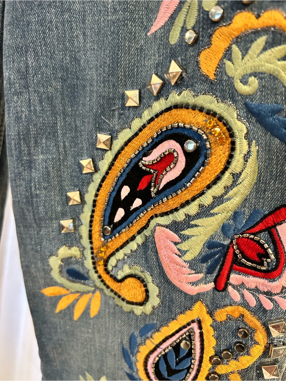 Alice + Olivia Denim Flare Jeans with Multicolor Paisley Embroidery - Picture 14 of 16